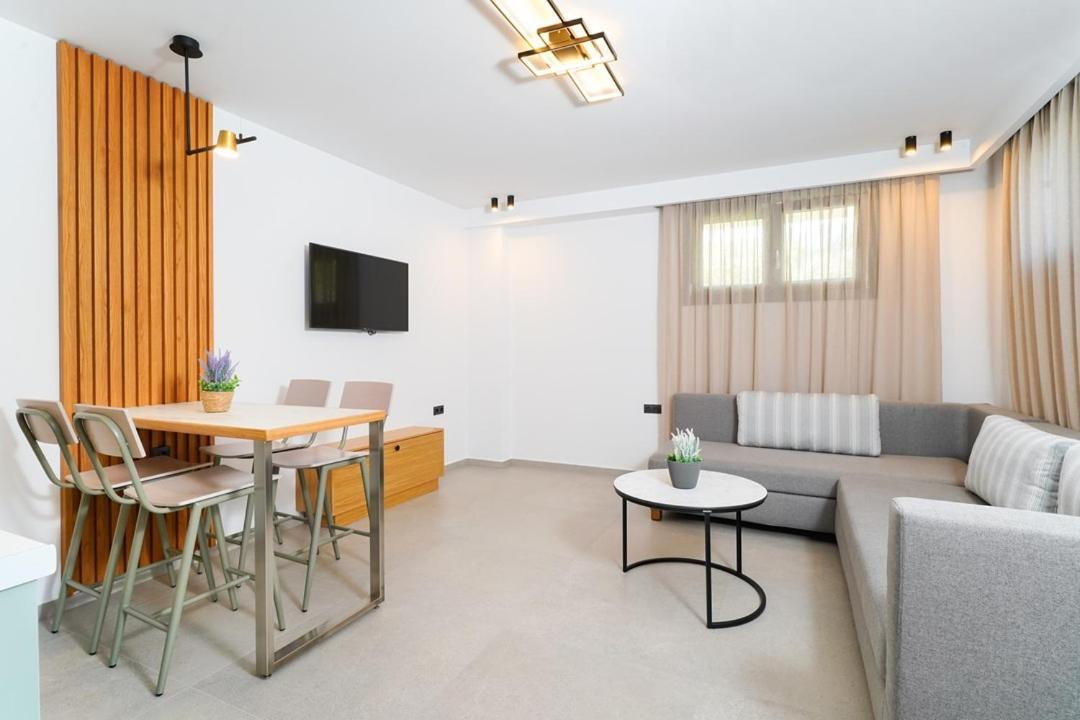 Olia Thassos - Luxury Apartments Екстериор снимка