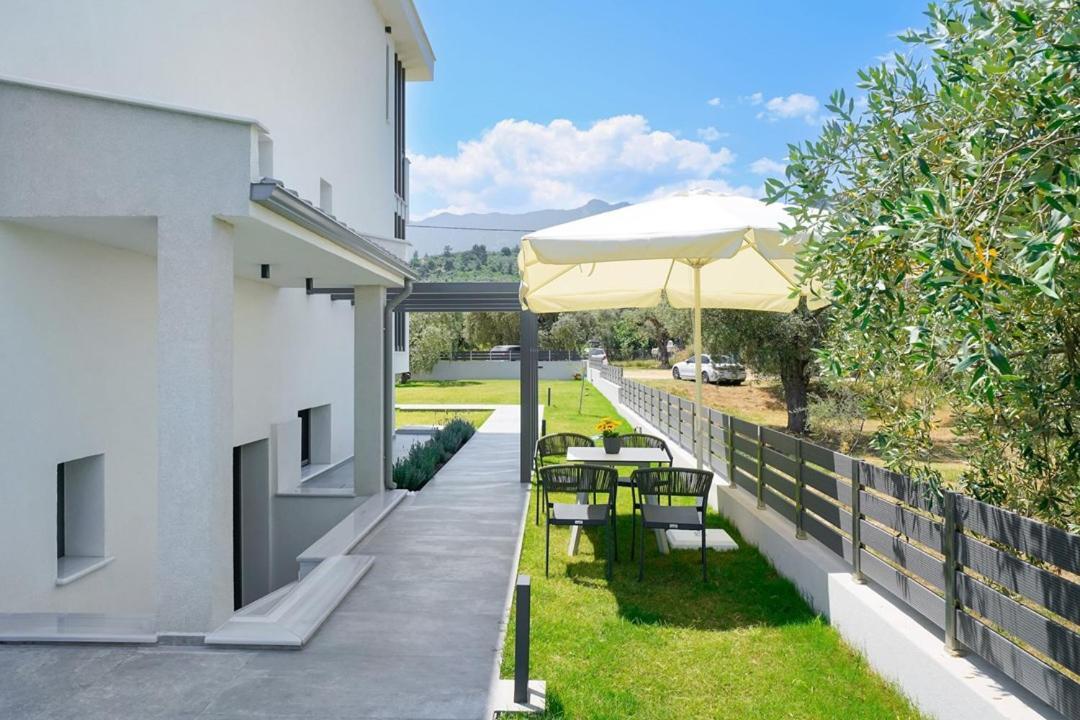 Olia Thassos - Luxury Apartments Екстериор снимка